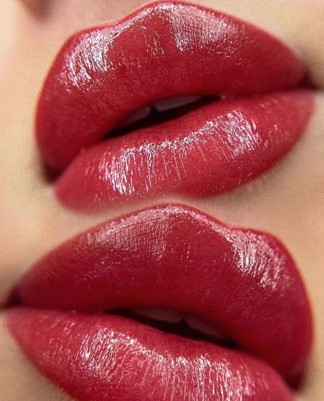 Mara Pro Dark Strawberry